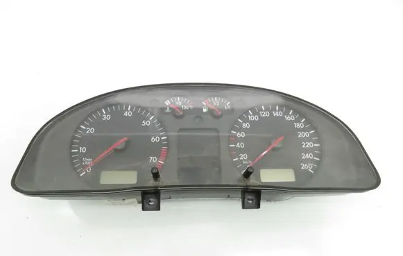 Volkswagen PASSAT B5 Speedometer (instrument cluster) 0263623023 3B0920822