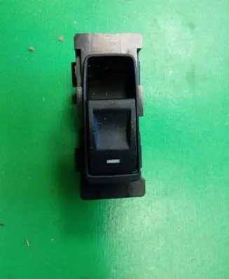 Chrysler 300 - 300C Electric window control switch P04602743AA AL080