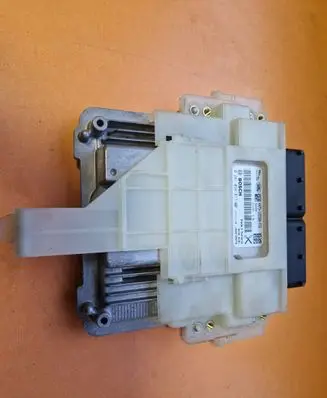 Land Rover Discovery Sport Engine control unit/module HX7312C520 0281034817 HX7312C520FDE