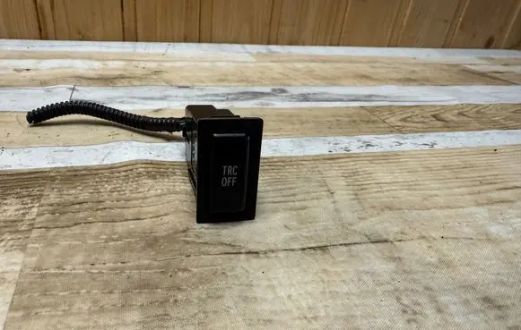 Toyota Avensis T250 Traction control (ASR) switch TR8801