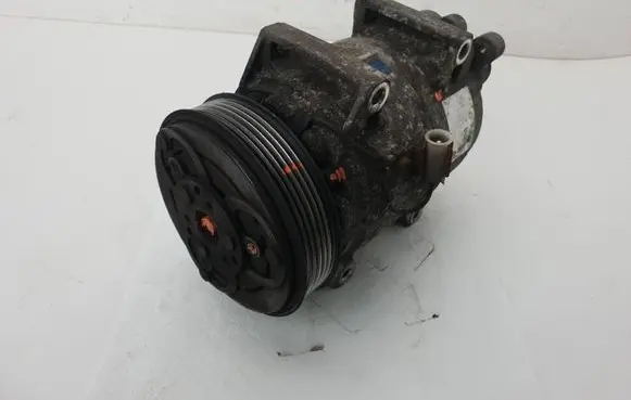 Volvo XC90 Air conditioning (A/C) compressor (pump) 8708581