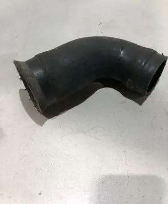 Audi A4 S4 B7 8E 8H Intercooler hose/pipe