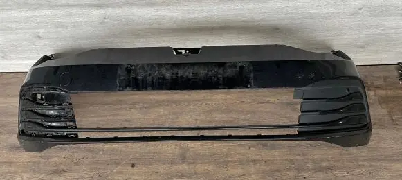 Volkswagen Golf VIII Front bumper 5H0807221H