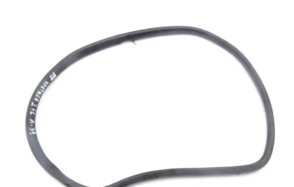 Peugeot Partner Rubber seal rear door window/glass 