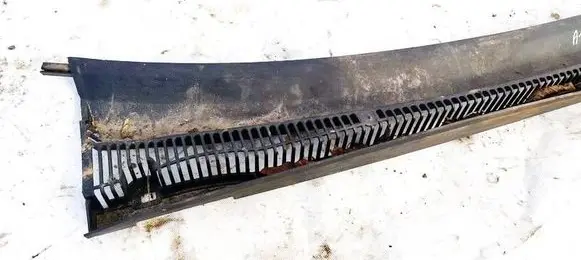 Ford Fiesta Wiper trim 2S61A02228A