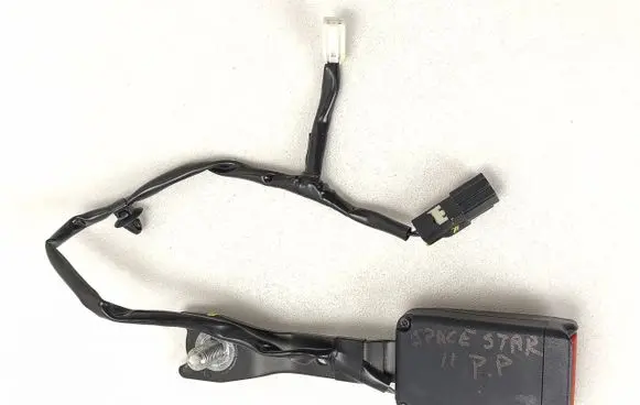 Mitsubishi Space Star Front seatbelt buckle 6173458