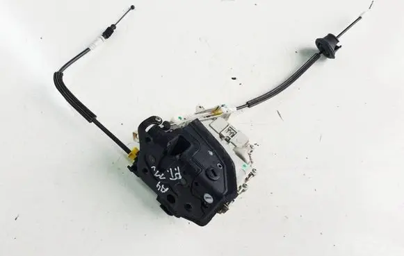 Audi A4 S4 B8 8K Rear door lock 8K0839016
