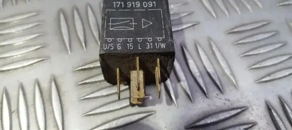 Volkswagen Golf II Other relay 171919091 5da003993-00