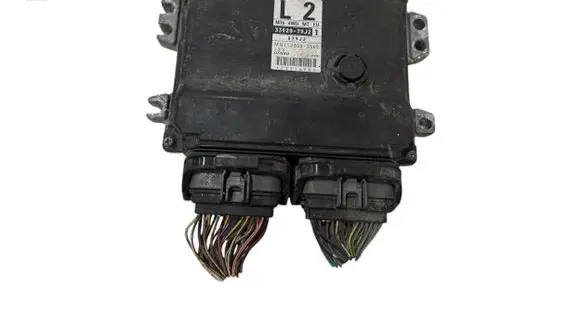 Suzuki SX4 Engine control unit/module 3392079J2 079J2 MB1123002562