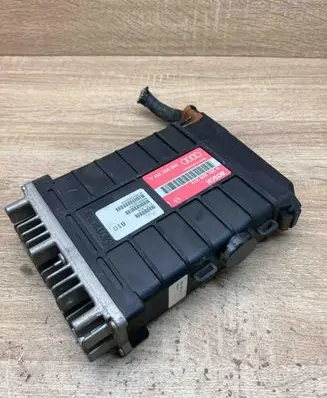 Audi 80 90 S2 B4 Engine control unit/module ECU 443907311C 0261200273 WithSocket