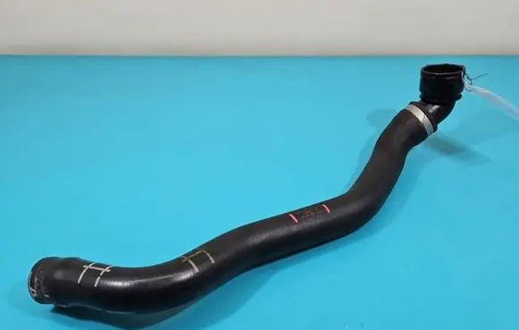 Porsche Cayenne (92A) Engine coolant pipe/hose 7P5122101G IMPRK1403916