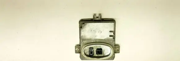 Volvo V70 Xenon control unit/module 6948180