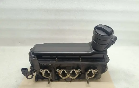 Volkswagen Golf IV Engine head 06B103373A
