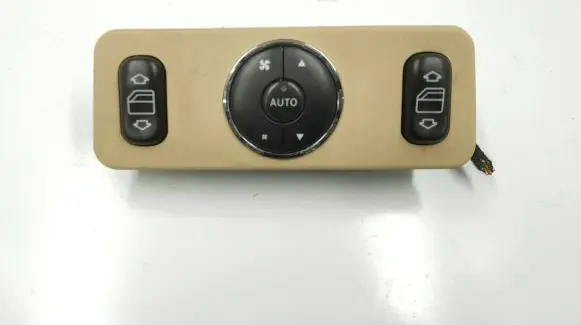 Mercedes-Benz ML W163 Electric window control switch A1638200326