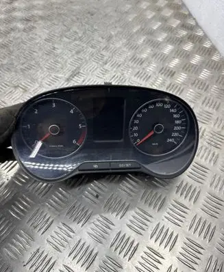 Volkswagen Amarok Speedometer (instrument cluster) 2H0920863A 2BX0002105