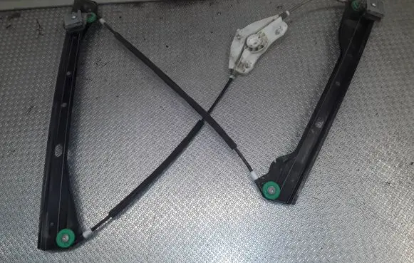 Volkswagen Golf V Front window lifting mechanism without motor 998574101