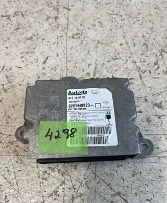 Renault Master III Airbag control unit/module 8201448823 611136500 628184800A