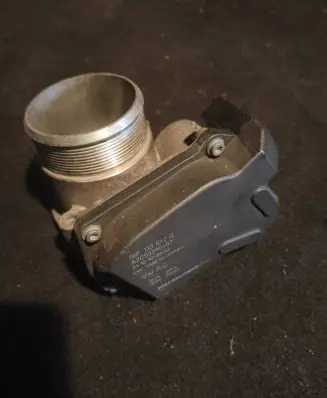 Skoda Yeti (5L) Throttle valve 06f133062q