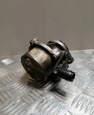 Volvo S40, V40 Vacuum pump 8200072985 2238908F 01975979