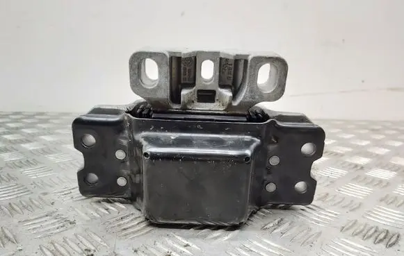 Skoda Yeti (5L) Engine mount bracket 1K0199555CA