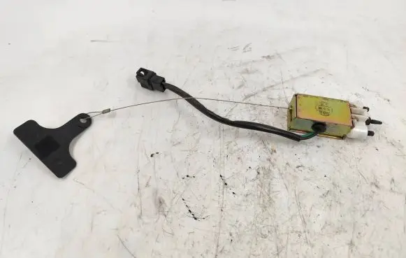 KIA Sorento Fuel tank cap lock 20011216