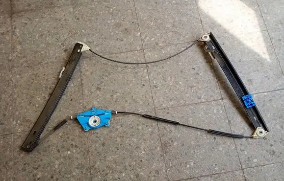 Audi A4 S4 B6 8E 8H Front window lifting mechanism without motor