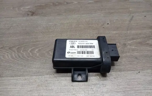 Volvo XC70 Light module LCM 30782657 6336190999