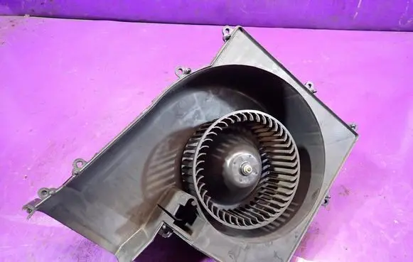 Nissan Primera Heater fan/blower 