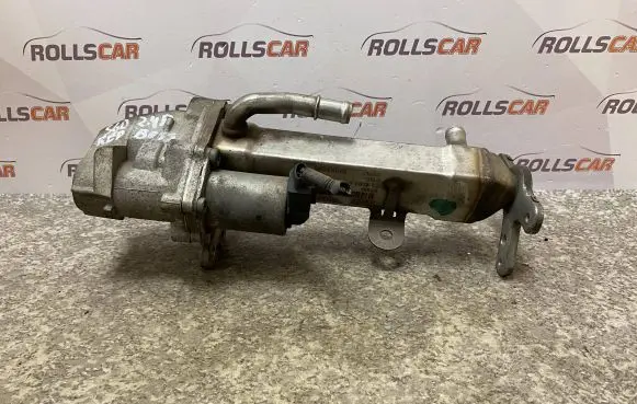 Volvo S60 EGR valve cooler 30637142 81100 B5147