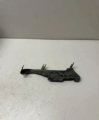 BMW 5 GT F07 Headlight/headlamp mounting bracket 17142601l