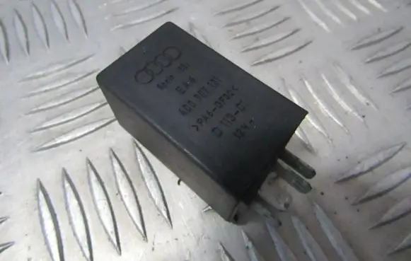 Audi A8 S8 D2 4D Other relay 4D0907131