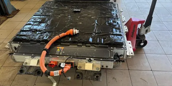 Renault Scenic E-Tech V Hybrid / electric car battery 295F16800R 271435295R 295101137R
