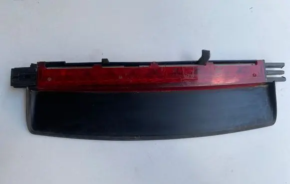 Audi A6 S6 C6 4F Third/center stoplight 4F5945097