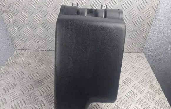 BMW 3 E46 Armrest 8213678