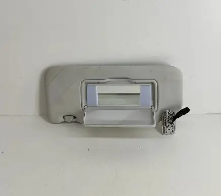 Sun visor