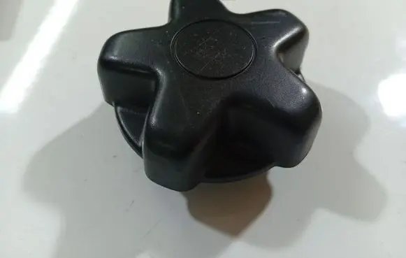 Ford Focus Seat adjustment knob 1909881