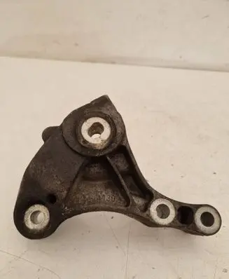 Opel Astra K Engine mounting bracket 13364130
