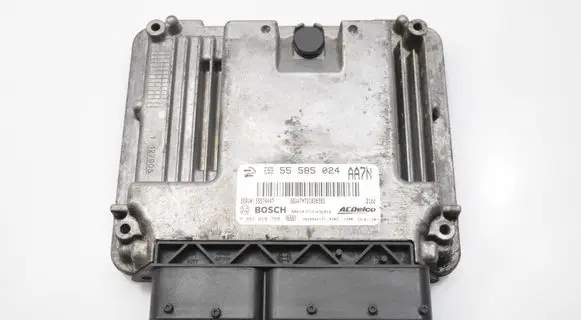 Opel Insignia A Engine control unit/module 55585024