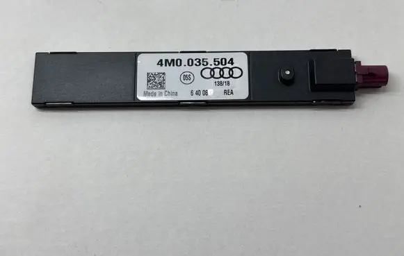 Porsche Cayenne (9Y0 9Y3) Aerial antenna amplifier 4M0035504 64008