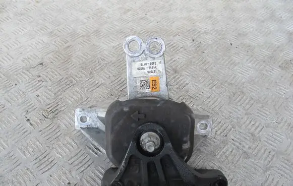 Hyundai Tucson IV NX4 Engine mount vacuum valve 21810-P0520