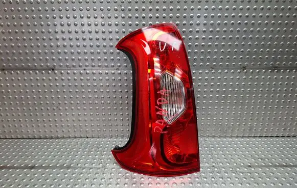 Rear/tail lights