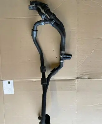 Audi Q7 4M Engine coolant pipe/hose 4M0121140