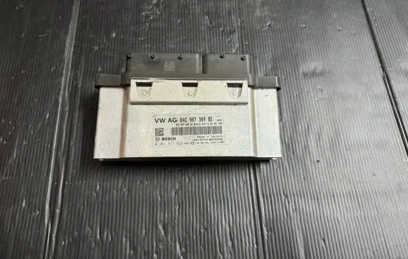 Seat Ibiza V (KJ) Engine control unit/module 04C907309BE 0261S17622