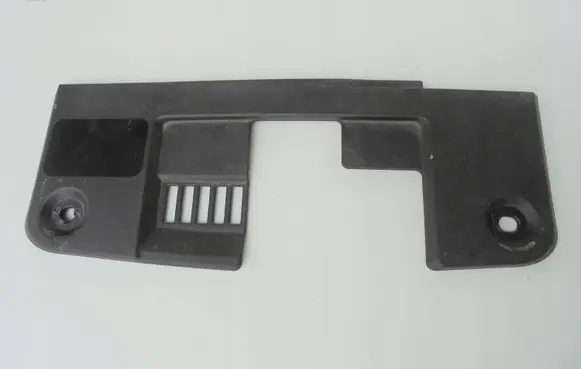 Engine bonnet/hood lock trim molding
