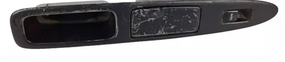 Toyota Avensis Verso Electric window control switch 8403044020