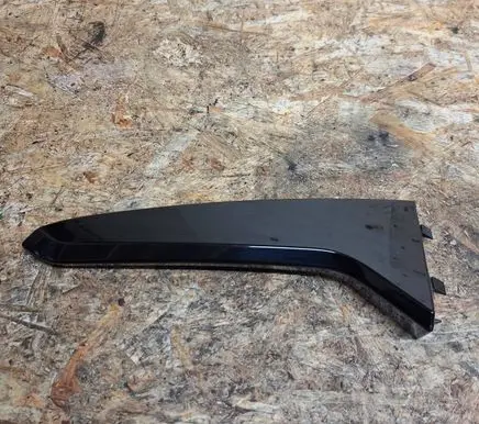 BMW 2 F46 Tailgate trim 7364775 51627364775