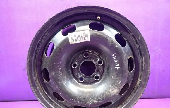 Volkswagen Golf IV R15 steel rim 1J0601027Q