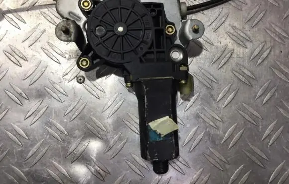 Hyundai Sonata Rear door window regulator motor