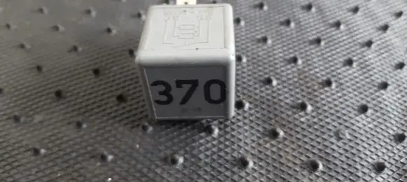 Audi A4 S4 B5 8D Other relay 8D0951253 V23134-J52-X300