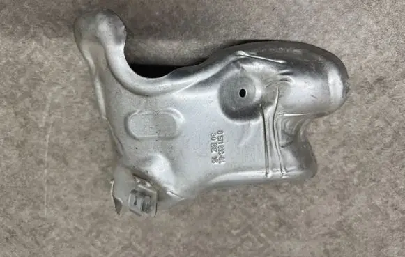 BMW X1 F48 F49 Exhaust heat shield 8571893 11658571893